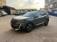 Usata Peugeot 2008 Allure 110 CV (80 kW) 2021 Grigio SUV