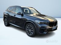 Usata BMW X5 M Sport 286 CV (210 kW) 2022 Grigio metallizzato SUV