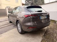 Usata Maserati Levante 330 CV (242 kW) 2022 Grigio SUV