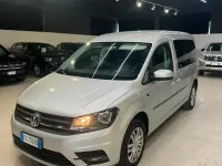 Usata VW Caddy Highline 102 CV (75 kW) 2017 Grigio Monovolume