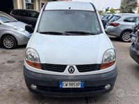 Usata Renault Kangoo 84 CV (61 kW) 2005 Bianco Monovolume