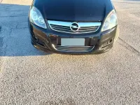 Usata Opel Zafira 150 CV (110 kW) 2010 Nero Monovolume