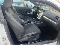 Usata VW Scirocco 140 CV (102 kW) 2010 Bianco Coupé