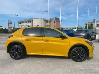 Usata Peugeot 208 GT 131 CV (96 kW) 2022 Giallo Utilitaria