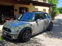 Usata Mini Cooper 109 CV (80 kW) 2009 Utilitaria