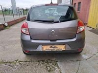 Usata Renault Clio II Luxe 75 CV (55 kW) 2010 Grigio scuro Berlina