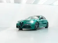 Usata Alfa Romeo Giulia Quadrifoglio 520 CV (382 kW) 2025 Verde Berlina