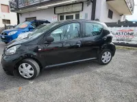 Usata Toyota Aygo 68 CV (50 kW) 2010 Nero Utilitaria