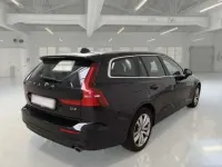 Usata Volvo V60 Business Edition 150 CV (110 kW) 2020 Nero Station wagon