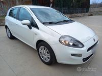 Usata Fiat Punto Lounge 75 CV (55 kW) 2014 Bianco Utilitaria