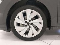 Usata VW Golf VIII Style 131 CV (96 kW) 2023 Grigio Berlina