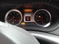 Usata Renault Clio II 68 CV (50 kW) 2010 Bianco Berlina