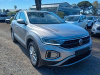 Usata VW T-Roc Life 110 CV (80 kW) 2023 Argento SUV