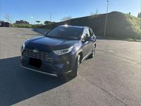 Usata Toyota RAV4 Hybrid Lounge 222 CV (163 kW) 2019 Blu/azzurro SUV