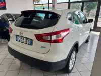 Usata Nissan Qashqai N-Connecta 110 CV (80 kW) 2015 Bianco SUV