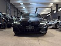 Usata BMW 520 M Sport 190 CV (139 kW) 2023 Nero metallizzato Station wagon