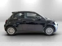 Nieuw Fiat 500e Tech 42 kW (58 PK) 2026 Rood Sedan