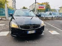Usata Kia Ceed EX 90 CV (66 kW) 2011 Nero Utilitaria