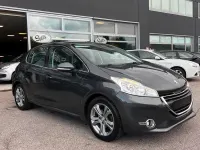 Usata Peugeot 208 82 CV (60 kW) 2015 Grigio Utilitaria