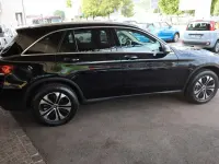 Usata Mercedes GLC300 Business 194 CV (142 kW) 2021 Nero SUV