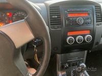 Second-hand Nissan Navara 190 CP (139 kW) 2011 Negru Pickup