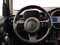 Begagnad Mini Cooper 136 HK (100 kW) 2023 Vit Halvkombi
