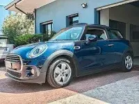 Usata Mini Cooper D Hype 116 CV (85 kW) 2019 Bluazzurro Utilitaria