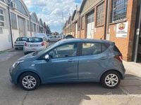 Usata Hyundai i10 Style 66 CV (48 kW) 2018 Blu Utilitaria