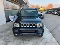 Usata Suzuki Jimny 86 CV (63 kW) 2012 Nero SUV