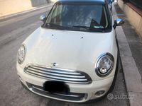 Usata Mini Cooper 122 CV (89 kW) 2011 Bianco Utilitaria