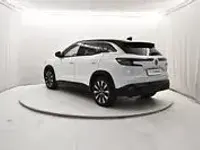 Usata Renault Austral Techno 199 CV (146 kW) 2023 Bianco SUV