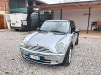 Usata Mini Cooper 116 CV (85 kW) 2005 Grigio Utilitaria