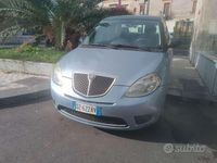 Usata Lancia Ypsilon 80 CV (58 kW) 2010 Blu Utilitaria