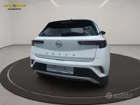 Usata Opel Mokka Elegance 110 CV (80 kW) 2023 Bianco SUV