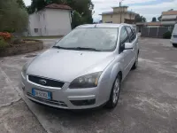 Usata Ford Focus Style 90 CV (66 kW) 2007 Argento Station wagon