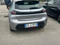 Usata Peugeot 208 102 CV (75 kW) 2020 Utilitaria