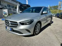 Begagnad Mercedes B180 116 HK (85 kW) 2020 Silver Minibuss