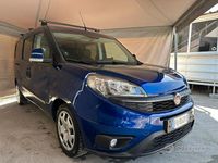 Usata Fiat Doblò Easy 135 CV (99 kW) 2015 Blu Monovolume