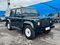 Usata Land Rover Defender 122 CV (89 kW) 2001 Verde Pick-up