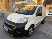 Begagnad Fiat Fiorino 80 HK (58 kW) 2020 Vit Minibuss