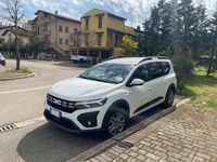 Käytetty Dacia Jogger Comfort 101 HP (74 kW) 2023 Valkoinen Tila-auto