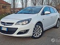 Usata Opel Astra 110 CV (80 kW) 2014 Bianco Station wagon