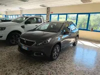 Używany Peugeot 2008 Allure 99 KM (72 kW) 2018 Szary SUV