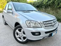 Usata Mercedes ML320 224 CV (164 kW) 2008 Argento SUV