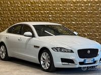 Usata Jaguar XF Prestige 180 CV (132 kW) 2017 Bianco Berlina