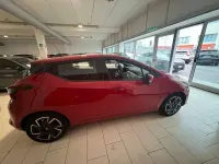 Usata Nissan Micra Acenta 92 CV (67 kW) 2021 Rosso Utilitaria