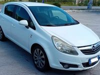 usata Opel Corsa benzina GPL anno 2011