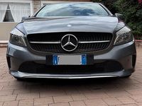 Usata Mercedes A180 109 CV (80 kW) 2017 Berlina
