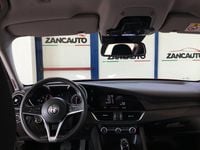 Usata Alfa Romeo Giulia Tech Edition 160 CV (117 kW) 2020 Rosso Berlina
