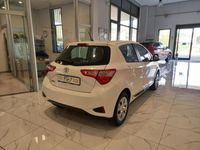 usata Toyota Yaris 1.0 72 CV 5 porte Neopatentati